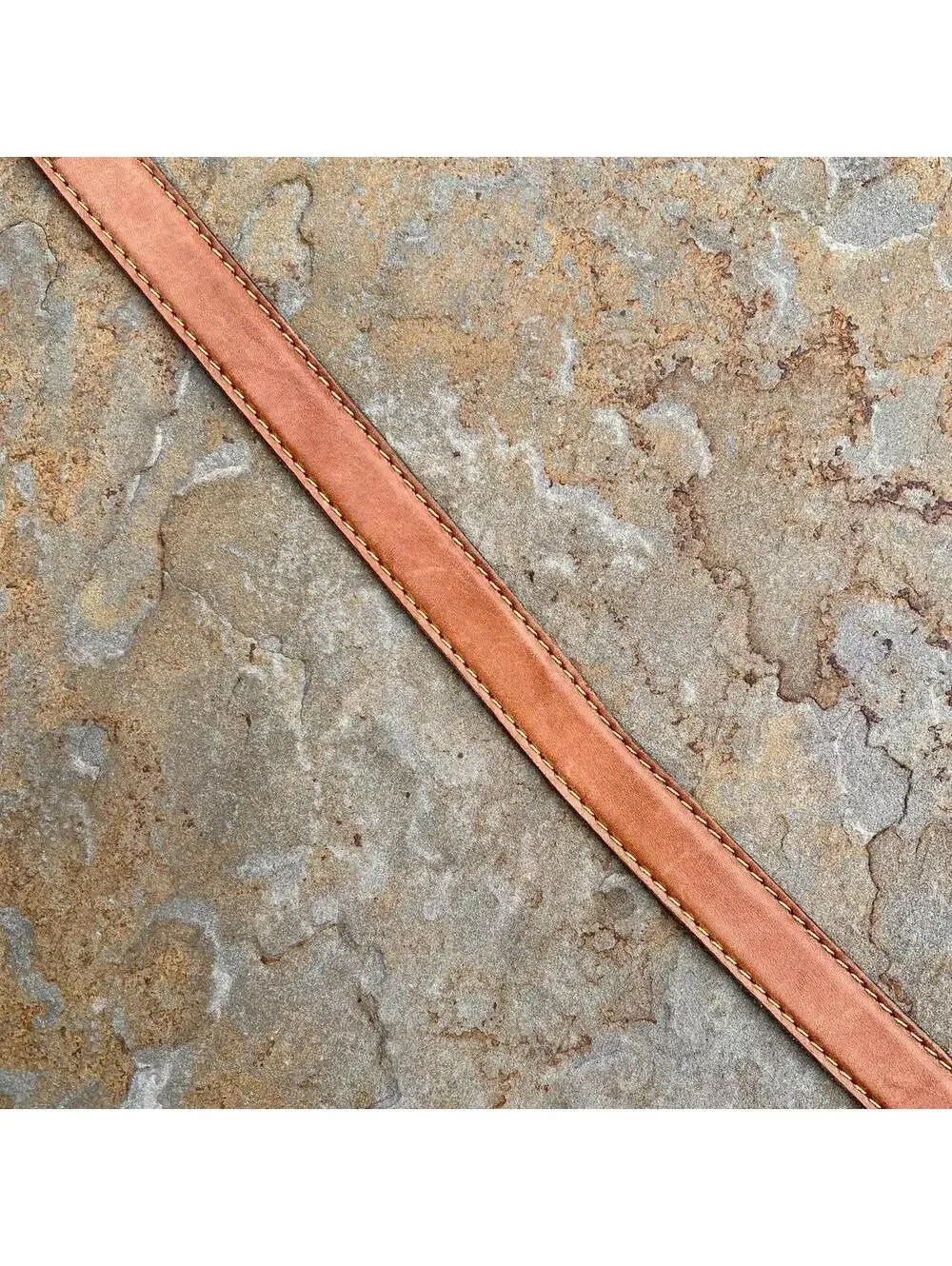 Neo-Vintage 90s Brown Contrast Stitch Leather Belt
